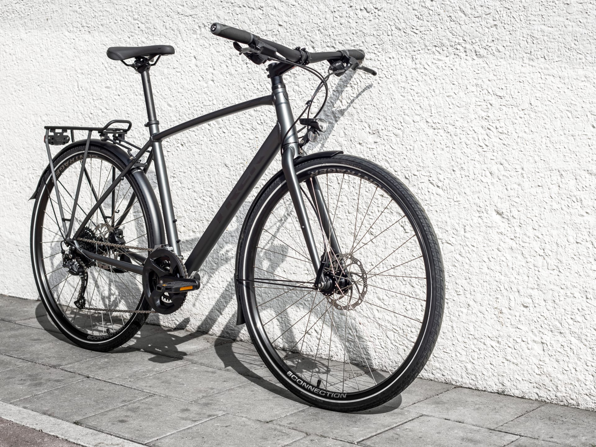 Trek FX 2 Disc Equipped 2023 OnYerBike