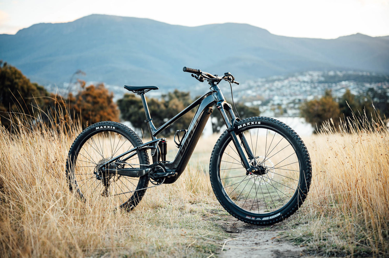 Giant Stance E 2 2023 OnYerBike